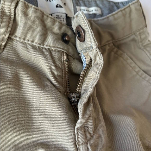Quiksilver boys khaki straight fit shorts w/pockets size 4 - Picture 4 of 6